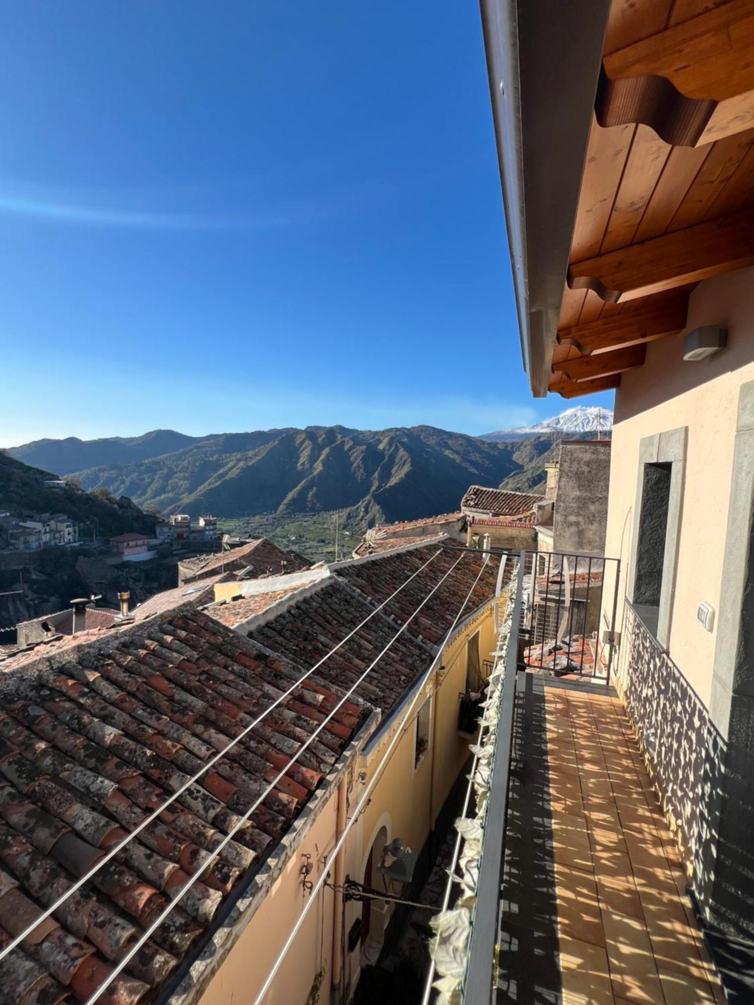 Casa Belvedere Motta Camastra Gole Alcantara Exterior photo